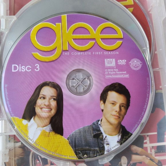 Glee Complete First Season 7-Disc DVD Box Set - Picture 8 of 16